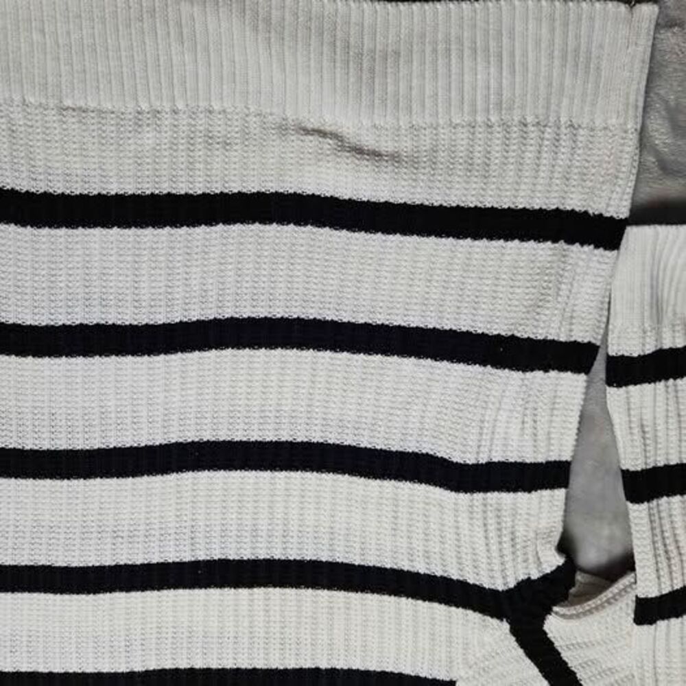 AVA & VIV White Black Striped Knit Sweater Plus Size 2X - Picture 8 of 8